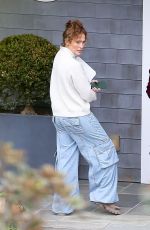 JENNIFER LOPEZ and Ben Affleck Out with Contractors in Palisades 03/11/2023