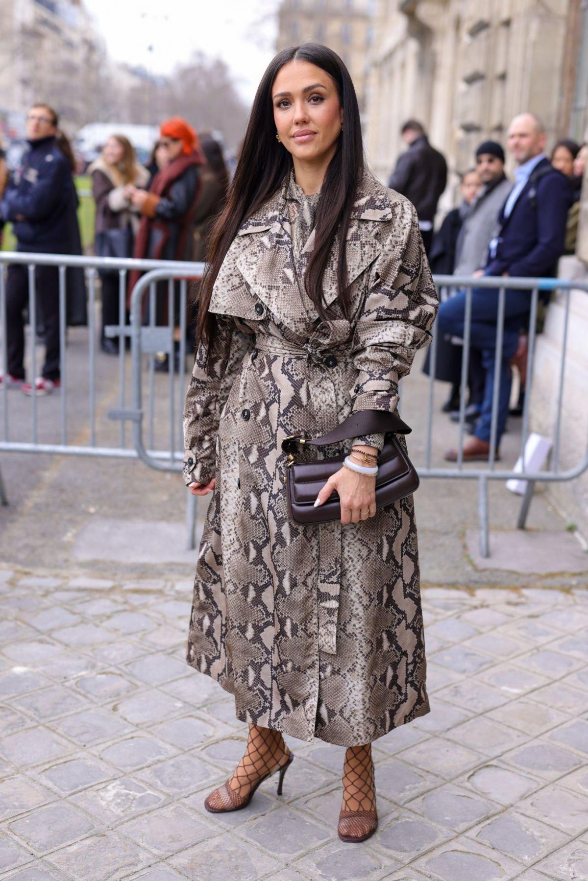 JESSICA ALBA at Stella McCartney Womenswear Fall/Winter 20232024 Show