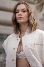 JOSEPHINE SKRIVER at Zimmermann Womenswear Fall/winter 2023-2024 Show at PFW in Paris 03/06/2023