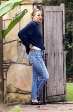 KATE HUDSON Leaves a Friends House in Brentwood 03/05/2023