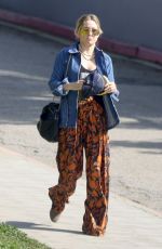 KATE HUDSON Out and About in Los Angeles 03/28/2023
