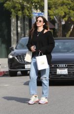 KATHARINE MCPHEE Shopping at Kate Somerville in West Hollywood 03/17/2023