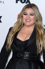 KELLY CLARKSON at 2023 Iheartradio Music Awards at Dolby Theatre in Los Angeles 03/27/2023
