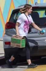 KRISTEN BELL Out Shopping in Los Angeles 03/27/2023