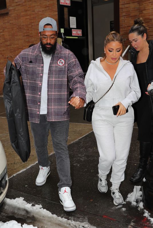 LARSA PIPPEN and Marcus Jordan Leaves Tamron Hall Show in New York 02/28/2023