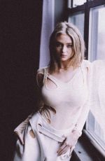 LENI KLUM for Flaunt Magazine Issue 185: The Cocoon Issue, March 2023