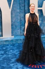LESLIE MANN at Vanity Fair Oscar Party in Beverly Hills 03/12/2023