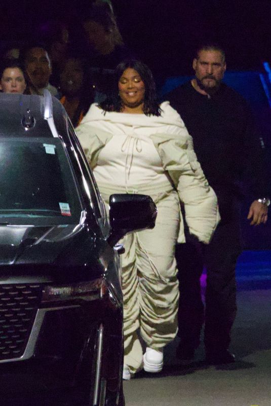 LIZZO Arrives at SZA’s 2nd Concert in Los Angeles 03/23/2023