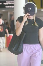 LORDE Arrives at Perth Airport 03/17/2023