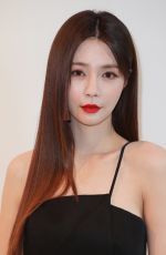 MENGCHEN SHEN at Shiatzy Chen Womenswear Fall/Winter 2023-2024 Show at Paris Fashion Week 03/06/2023