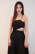 MENGCHEN SHEN at Shiatzy Chen Womenswear Fall/Winter 2023-2024 Show at Paris Fashion Week 03/06/2023