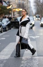 OLIVIA CULPO Out at Paris Fashion Week 03/04/2023