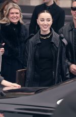 PHOEBE DYNEVOR at Louis Vuitton Womenswear Fall/winter 2023-2024 Show at Paris Fashion Week 03/06/2023