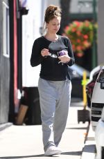 Pregnant KALEY CUOCO Leaves Helen