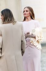 ROSIE HUNTINGTON-WHITELEY at Victoria Beckham Womenswear Fall/winter 2023-2024 Show at Paris Fashion Week 03/03/2023