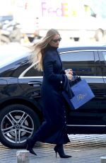 ROSIE HUNTINGTON-WHITELEY Out at Paris Fashion Week 03/02/2023