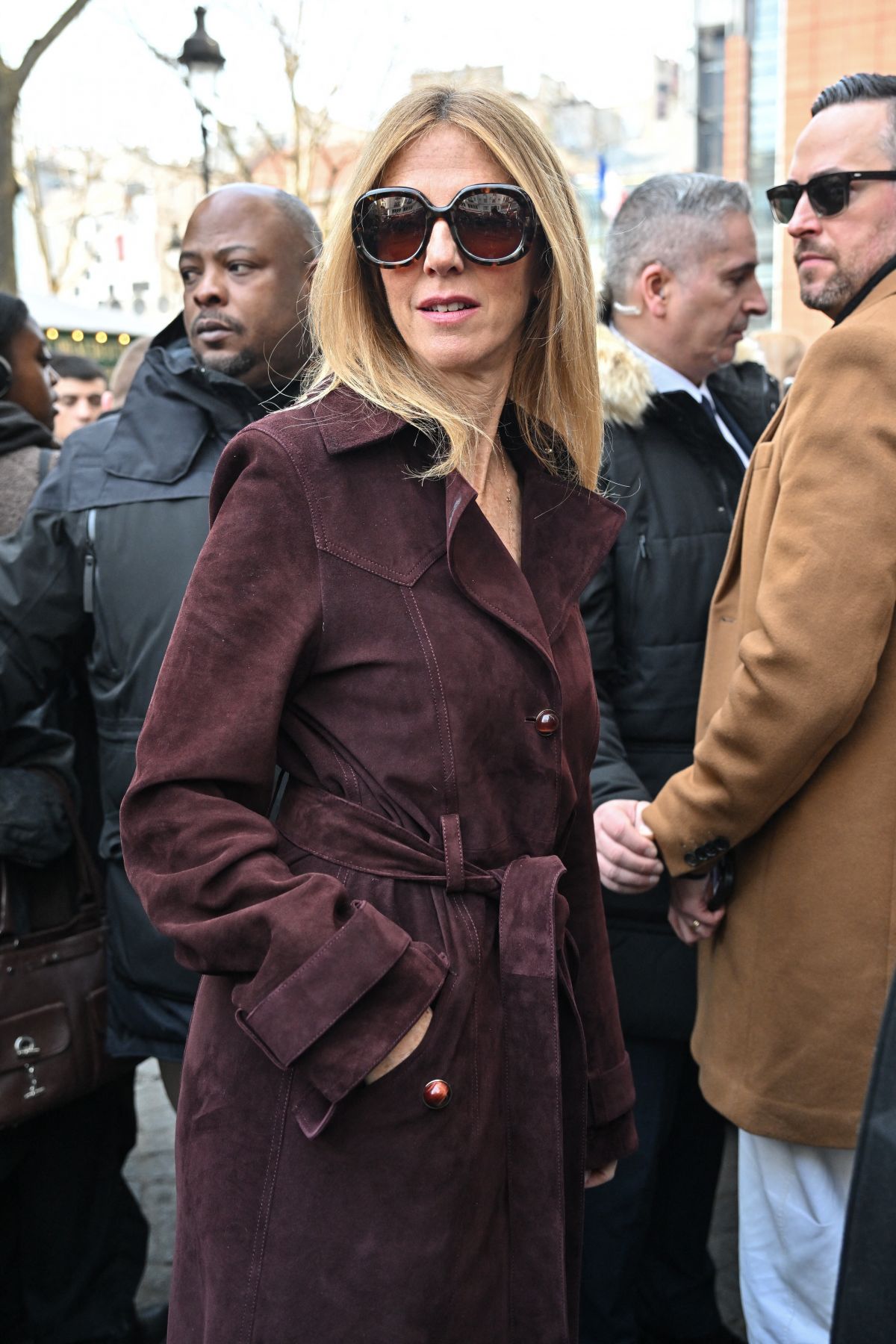 SANDRINE KIBERLAIN Arrives at Chloe Fashion Show in Paris 03/02/2023 ...