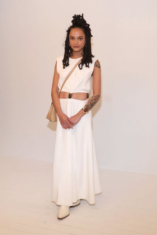 SASHA LANE at Chloe Womenswear Fall/winter 2023-2024 Show at Paris Fashion Week 03/02/2023