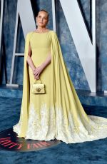 SHARON STONE at Vainty Fair Oscar Party in beverly Hills 03/12/2023