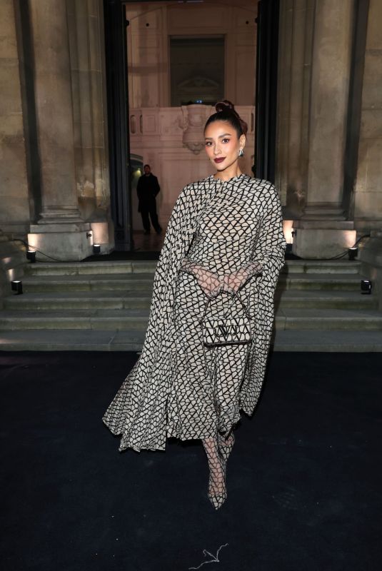 SHAY MITCHELL Arrives at Valentino Fashion Show aat PFW in Paris 03/05/2023