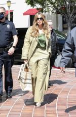 SOFIA VERGARA Arrives at America