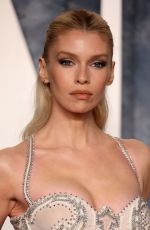 STELLA MAXWELL at Vanity Fair Oscar Party in Beverly Hills 03/12/2023