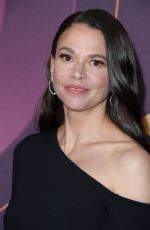 SUTTON FOSTER at Carol Burnett: 90 Years of Laughter + Love Birthday Special in Los Angeles 03/02/2023