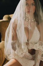 SYDNEY SWEENEY - Frankie