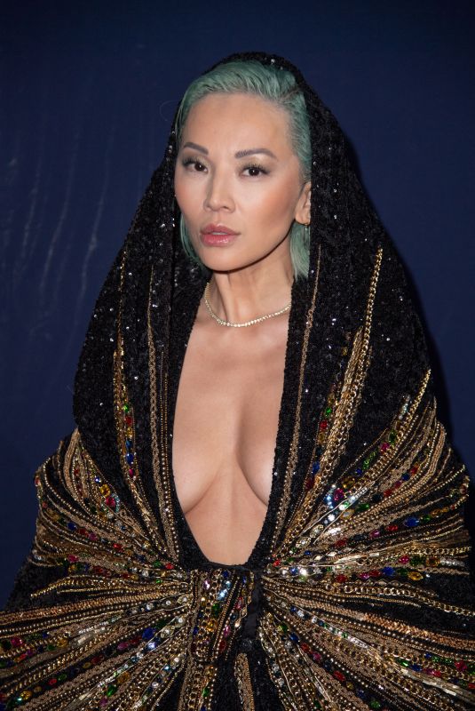 TINA LEUNG at Balmain Womenswear Fall/Winter 2023-2024 Show at Paris Fashion Week 03/01/2023