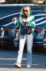 TISH CYRUS Out for Lunch with a Gal Pal in Studio City 03/03/2023