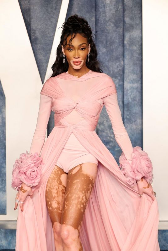 WINNIE HARLOW at Vanity Fair Oscar Party in Beverly Hills 03/12/2023