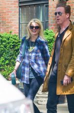 ALISON MOSSHART and Damian Lewis Out in New York 04/23/2023