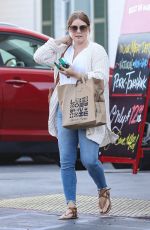 AMY ADAMS Out for Grocery Shopping at Bristol Farms in Beverly Hills 04/16/2023
