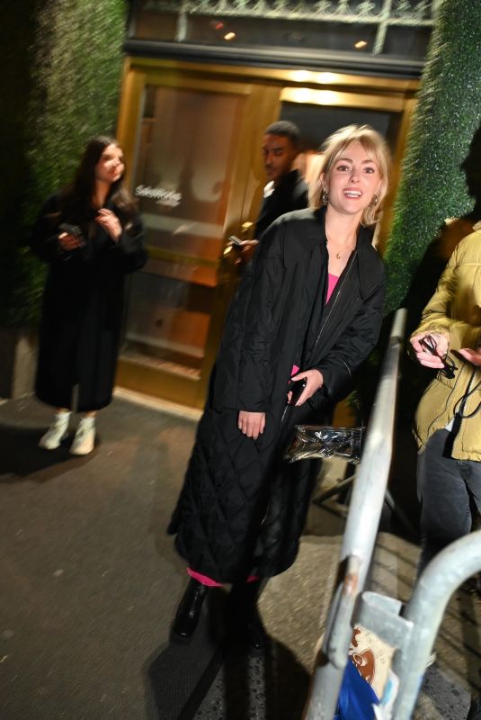 ANNASOPHIA ROBB Leaves SNL Afterparty at L’Avenue in New York 04/09/2023