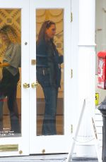 BROOKE SHIELDS Shopping for Jewelry in New York 04/05/2023