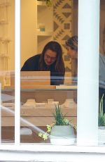BROOKE SHIELDS Shopping for Jewelry in New York 04/05/2023