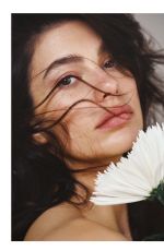 CAMILA MORRONE in L