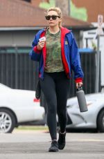ELIZABETH OLSEN at A Carwash in Los Angeles 04/12/2023