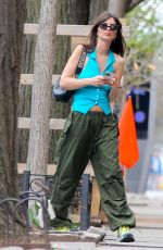 EMILY RATAJKOWSKI Out and About in New York 04/06/2023
