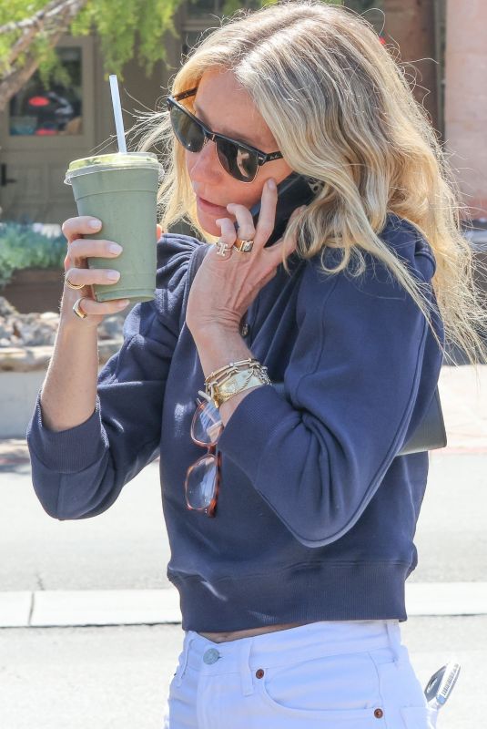 GWYNETH PALTROW Out for a Fresh Smoothie in Malibu 04/07/2023