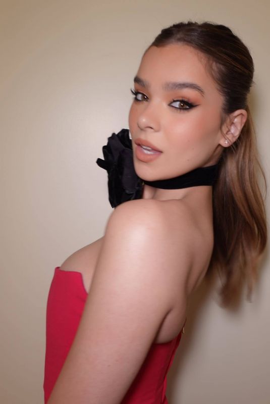 HAILEE STEINFELD for Prabal Gurung, April 2023