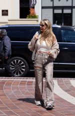 HEIDI KLUM Arrives at America