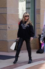 HEIDI KLUM Arrives at America