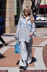 HEIDI KLUM Arrives on the Set of America