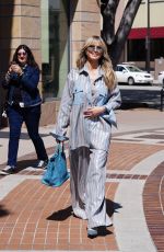 HEIDI KLUM Arrives on the Set of America