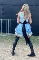 HEIDI KLUM Out at Coachella Music and Arts Festival in Indio 04/23/2023