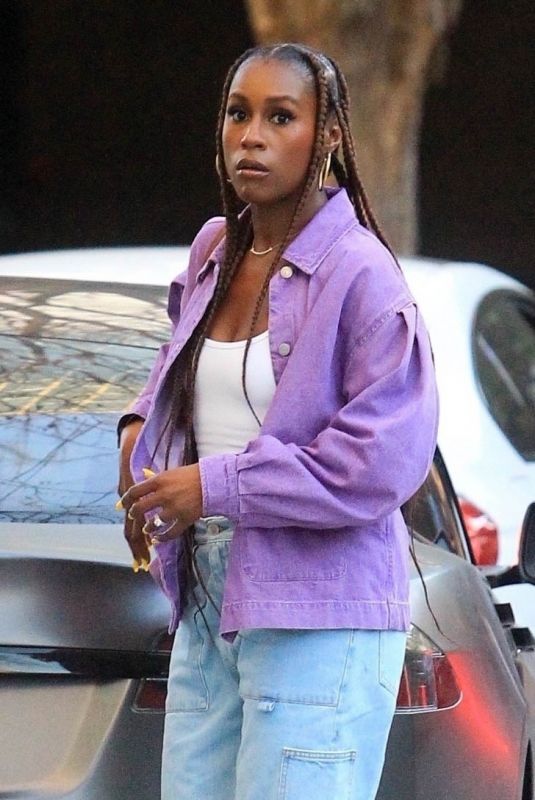 ISSA RAE Arrives at Lakers Playoff Game Against Memphis Grizzlies at Crypto.com Arena in Los Angeles 04/22/2023