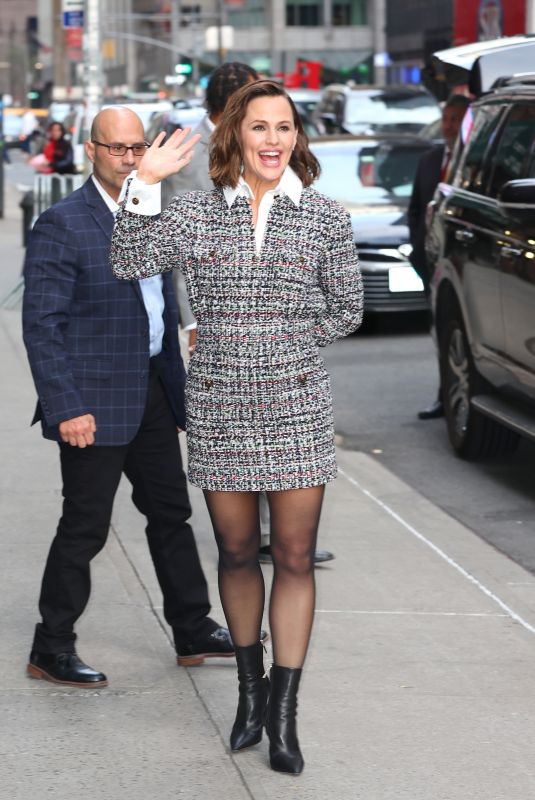JENNIFER GARNER Leaves Late Show With Stephen Colbert in New York 04/11/2023