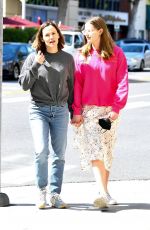 JENNIFER GARNER Out with Her Daughter Violet in Beverly Hills 04/15/2023