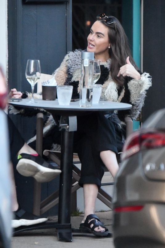 JENNIFER METCALFE Out for Drink with a Friend in Cheshire 04/07/2023